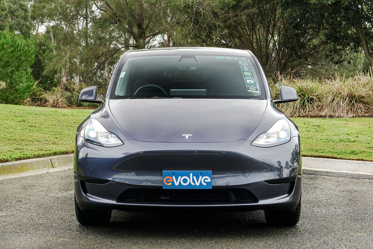 2023 Tesla Model Y Rear-Wheel Drive