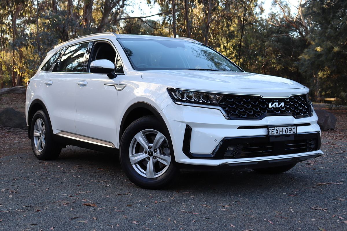 2022 Kia Sorento S MQ4