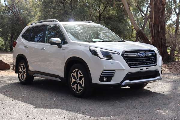 2023 Subaru Forester Hybrid L S5