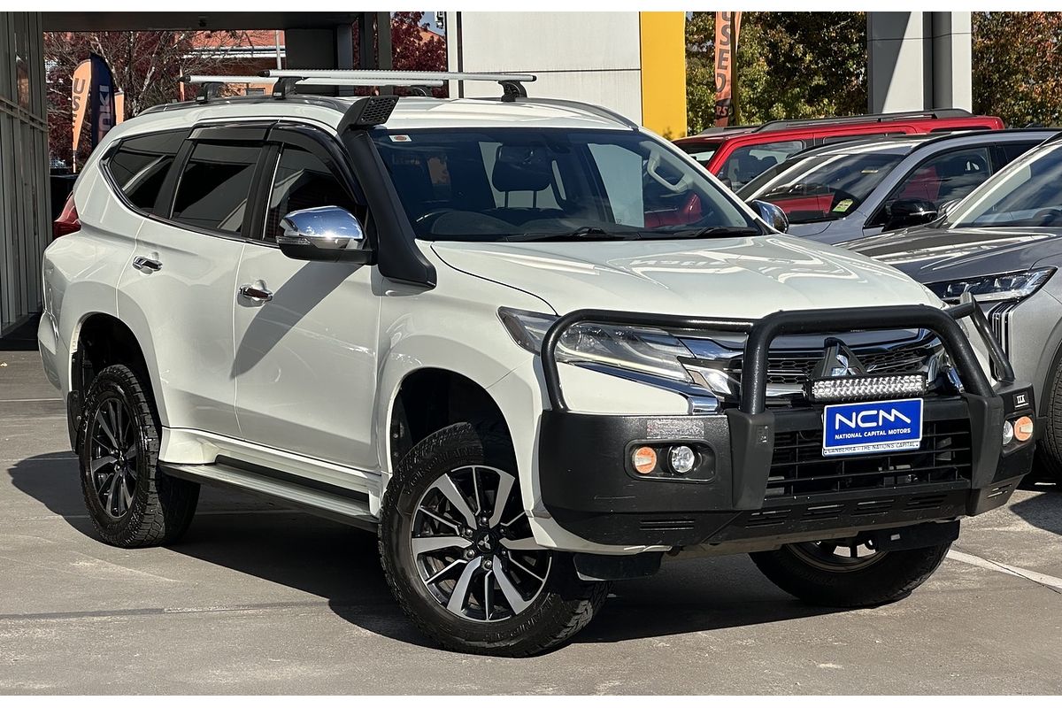 2016 Mitsubishi Pajero Sport GLS QE