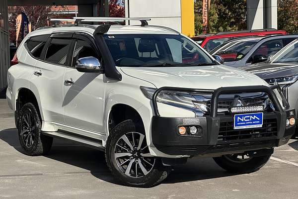 2016 Mitsubishi Pajero Sport GLS QE