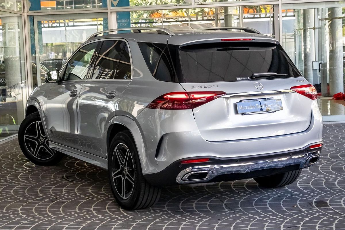 V167 805+055MY GLE300 d WAG 9G 9sp 2.0DT/15kW V167 805+055MY GLE300 d WAG 9G 9sp 2.0DT/15kW
