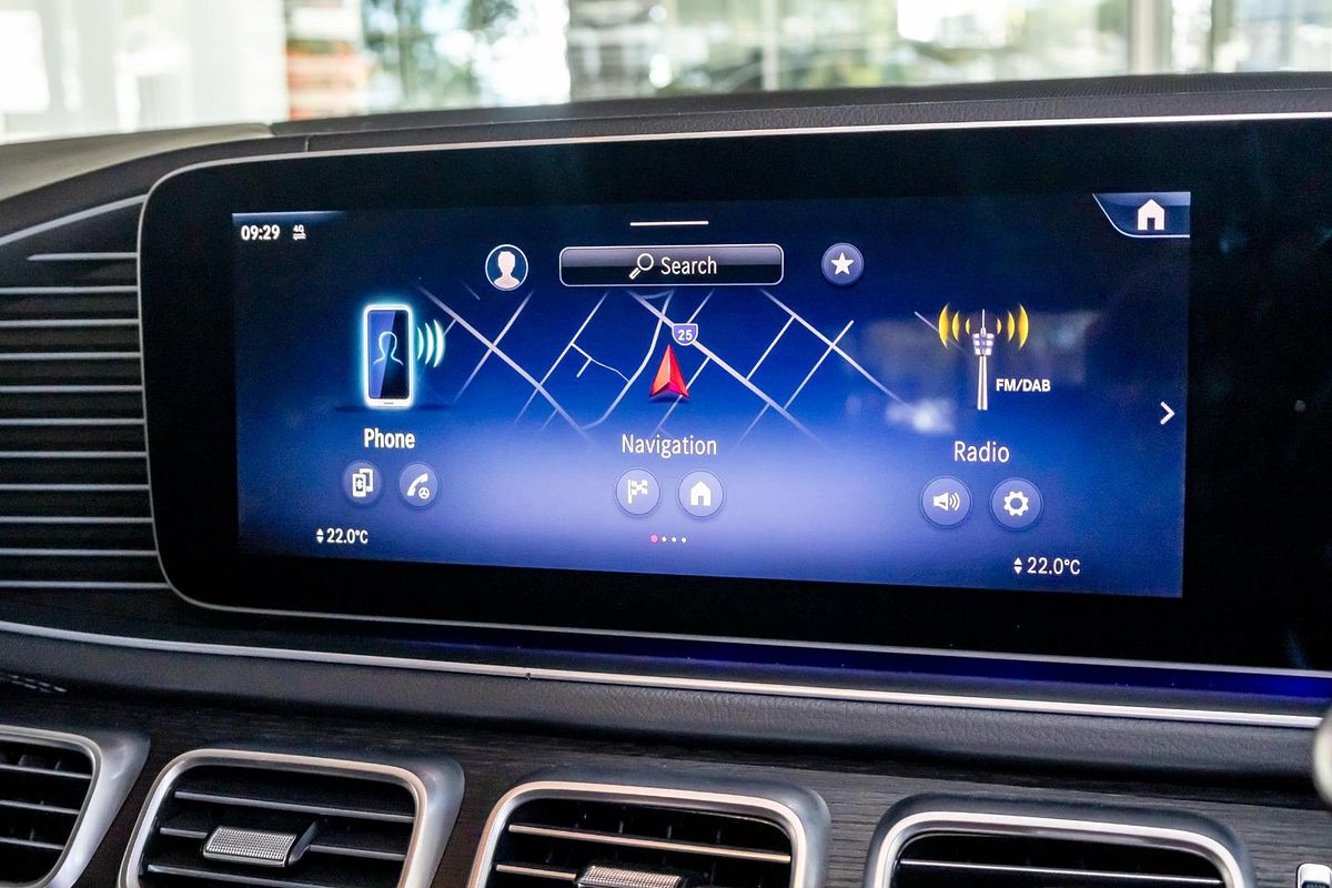 V167 805+055MY GLE300 d WAG 9G 9sp 2.0DT/15kW