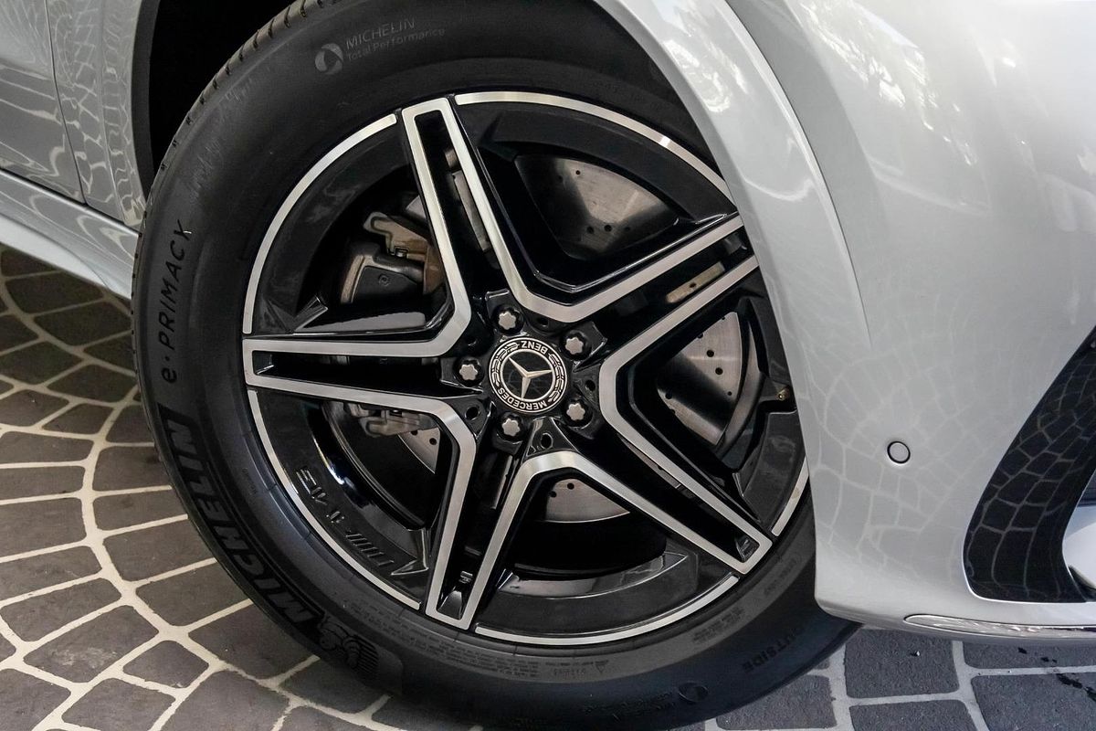 V167 805+055MY GLE300 d WAG 9G 9sp 2.0DT/15kW