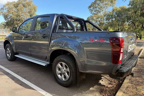 2019 Isuzu D-MAX SX 4X4 thumb-4