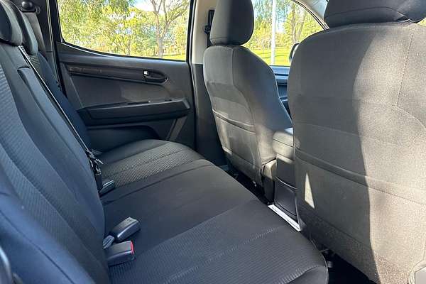 2019 Isuzu D-MAX SX 4X4 thumb-15