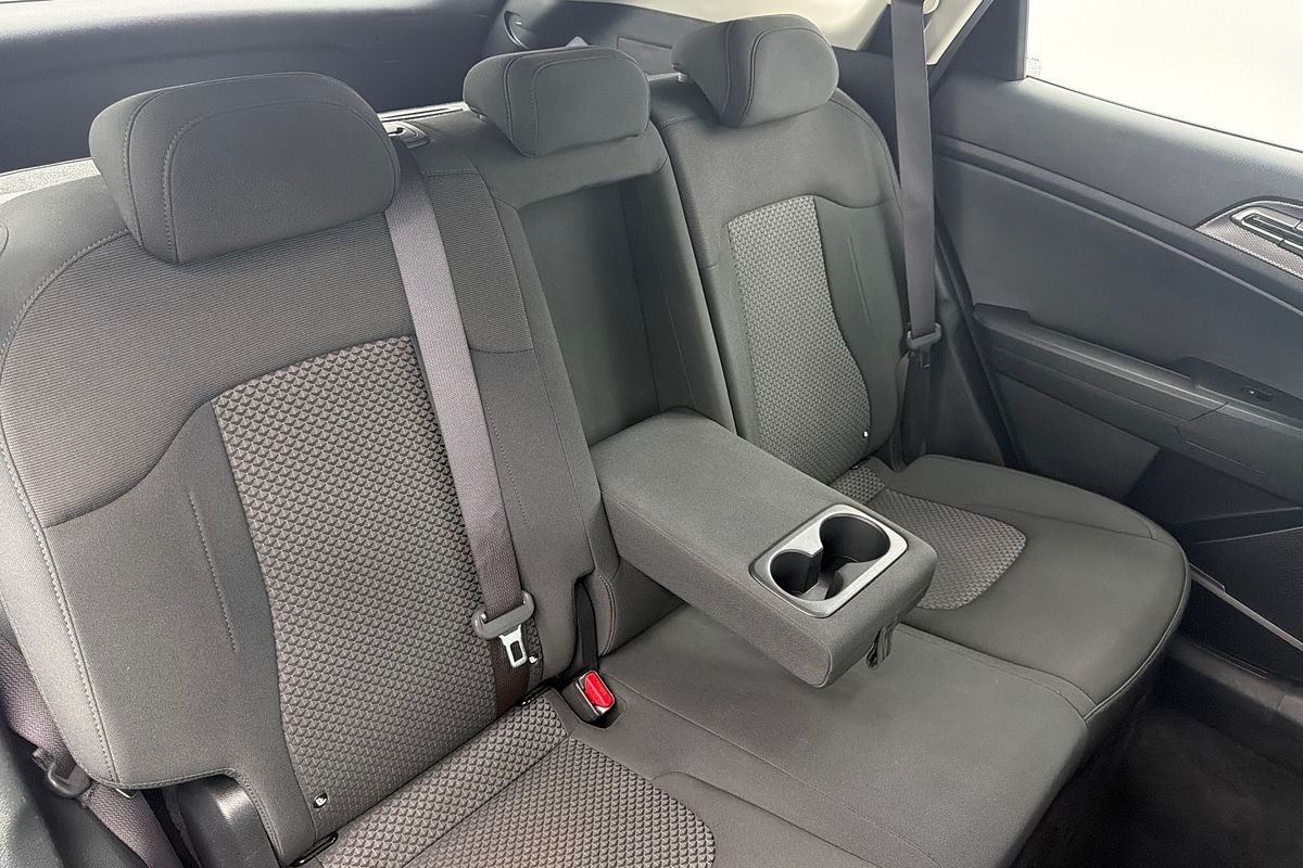 2024 Kia Sportage S NQ5