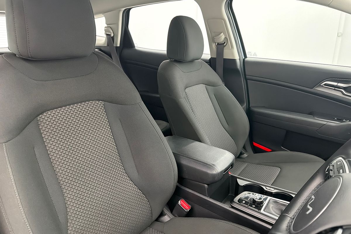 2024 Kia Sportage S NQ5