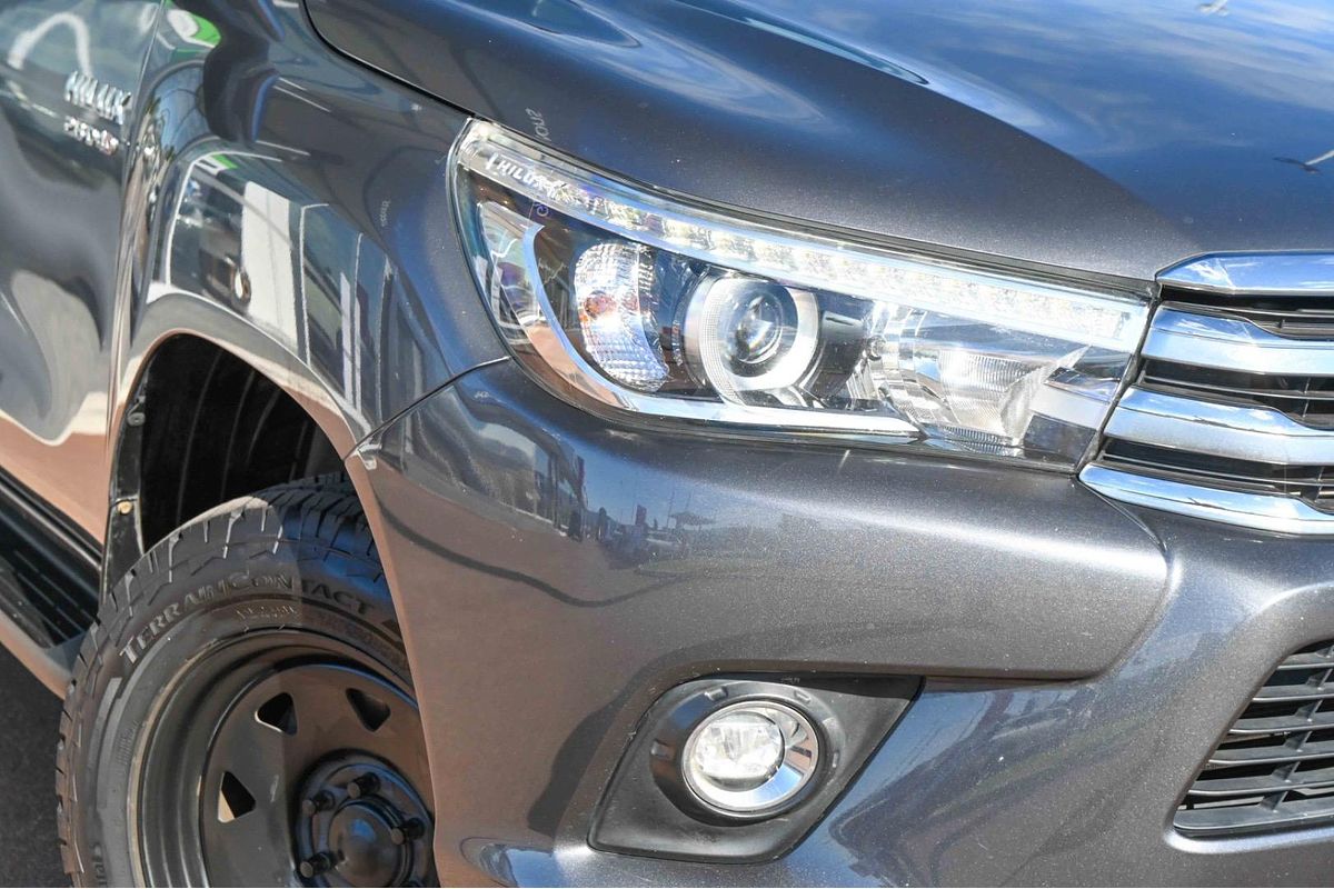 2018 Toyota Hilux SR5 GUN126R 4X4