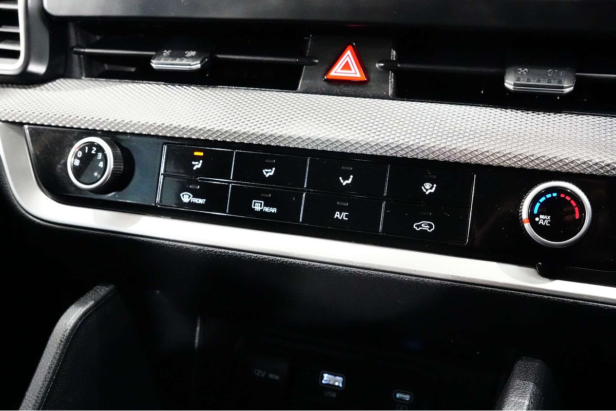 2022 Kia Sportage S NQ5
