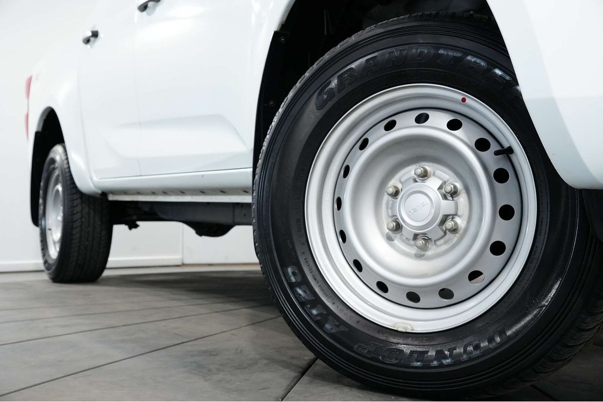 2022 Isuzu D-MAX SX 4X4