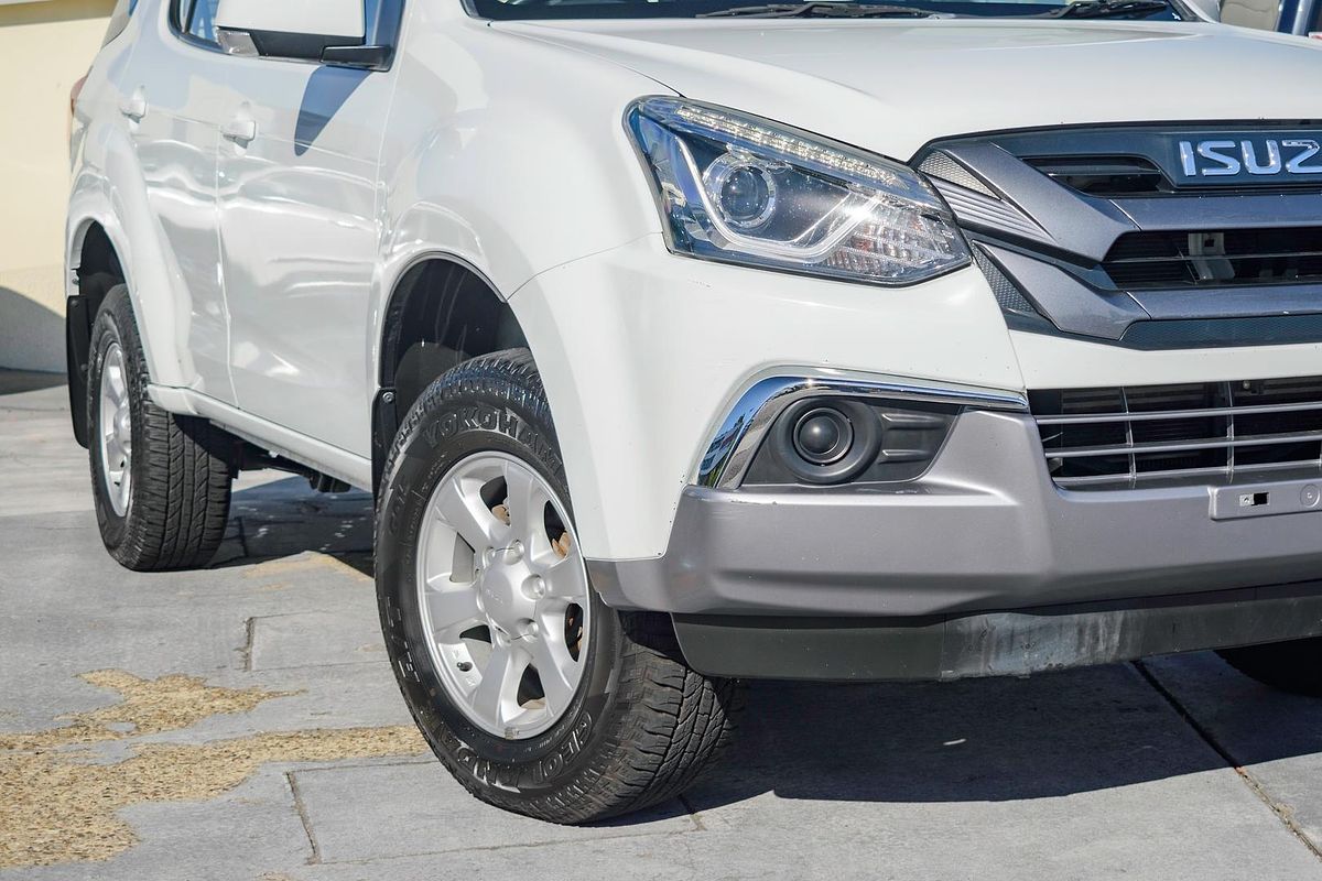 2020 Isuzu MU-X LS-M