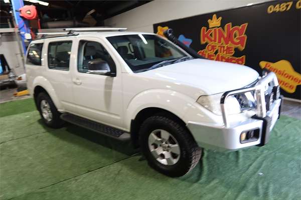 2010 Nissan Pathfinder ST R51