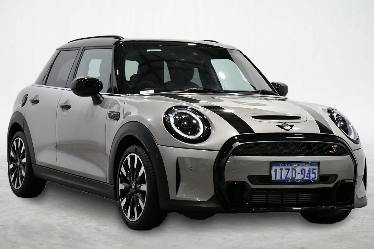 2023 MINI Hatch Cooper S Classic F55 LCI-2