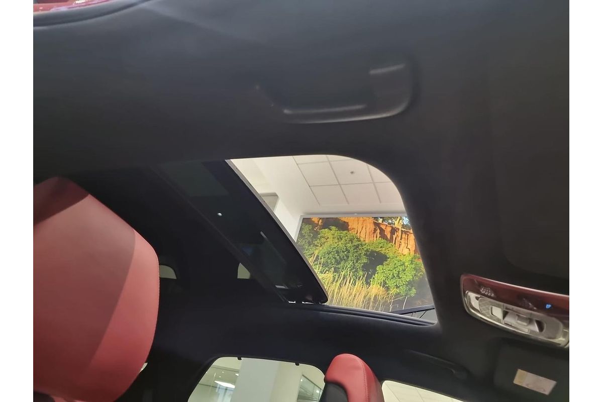 2024 Genesis GV70 3.5T AWD Sport JK.V2