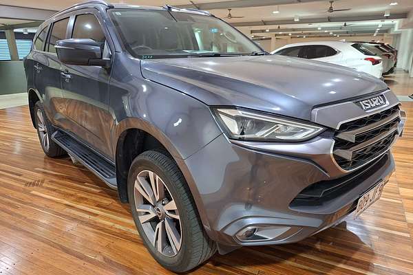 2023 Isuzu MU-X LS-T