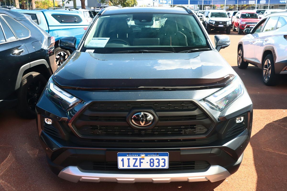 2025 Toyota RAV4 Edge AXAH54R