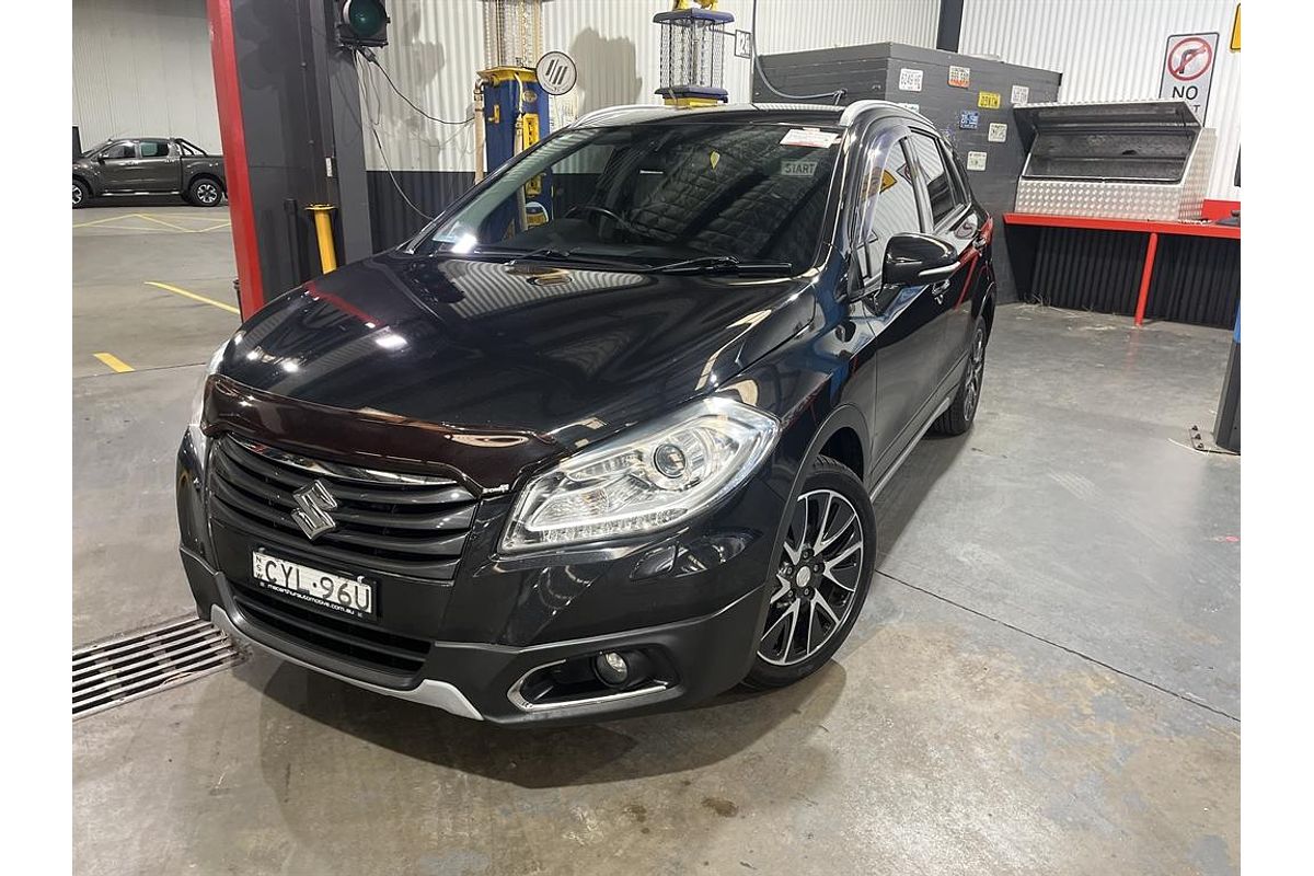 2015 Suzuki S-Cross GLX (4x2) JY