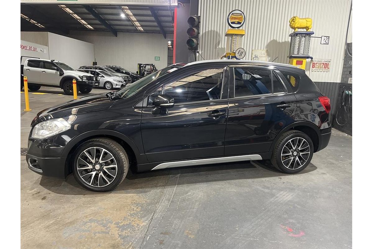 2015 Suzuki S-Cross GLX (4x2) JY