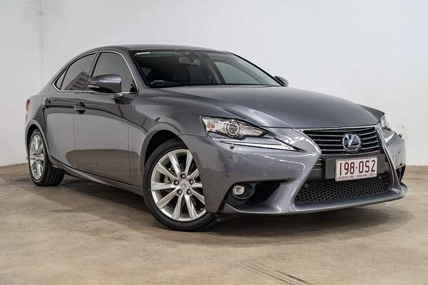 2015 Lexus IS IS300h Luxury AVE30R
