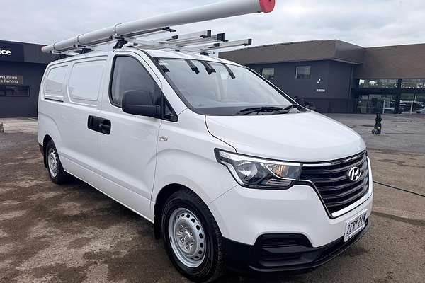 2021 Hyundai iLoad  TQ4