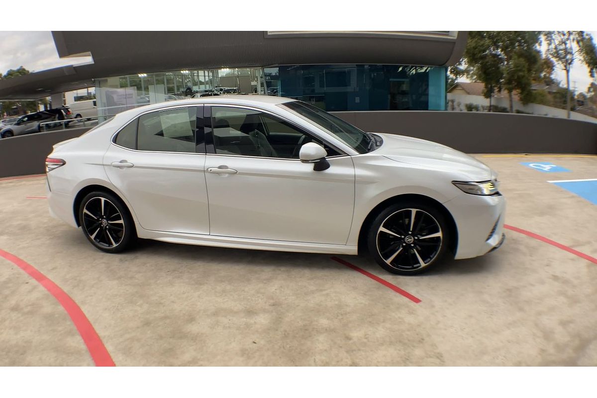 2019 Toyota Camry SX GSV70R