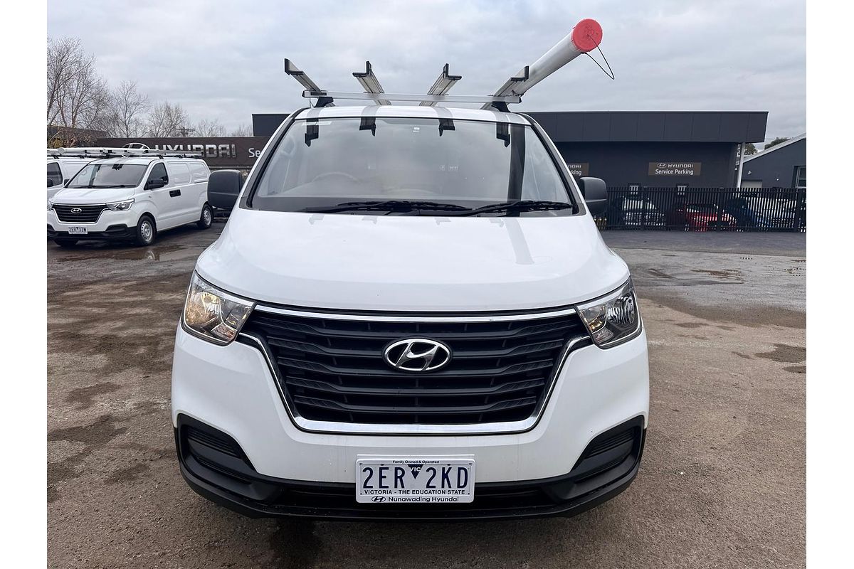 2021 Hyundai iLoad  TQ4