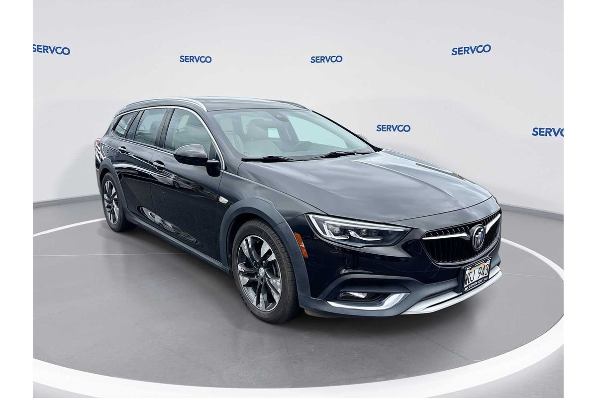 2018 Buick Regal TourX Essence