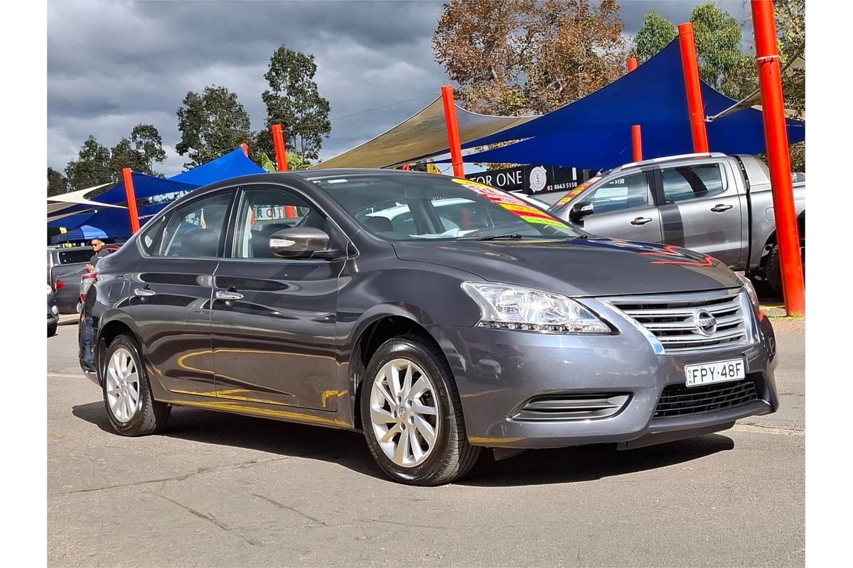 2013 Nissan Pulsar ST B17