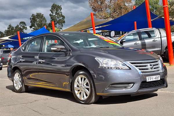 2013 Nissan Pulsar ST B17