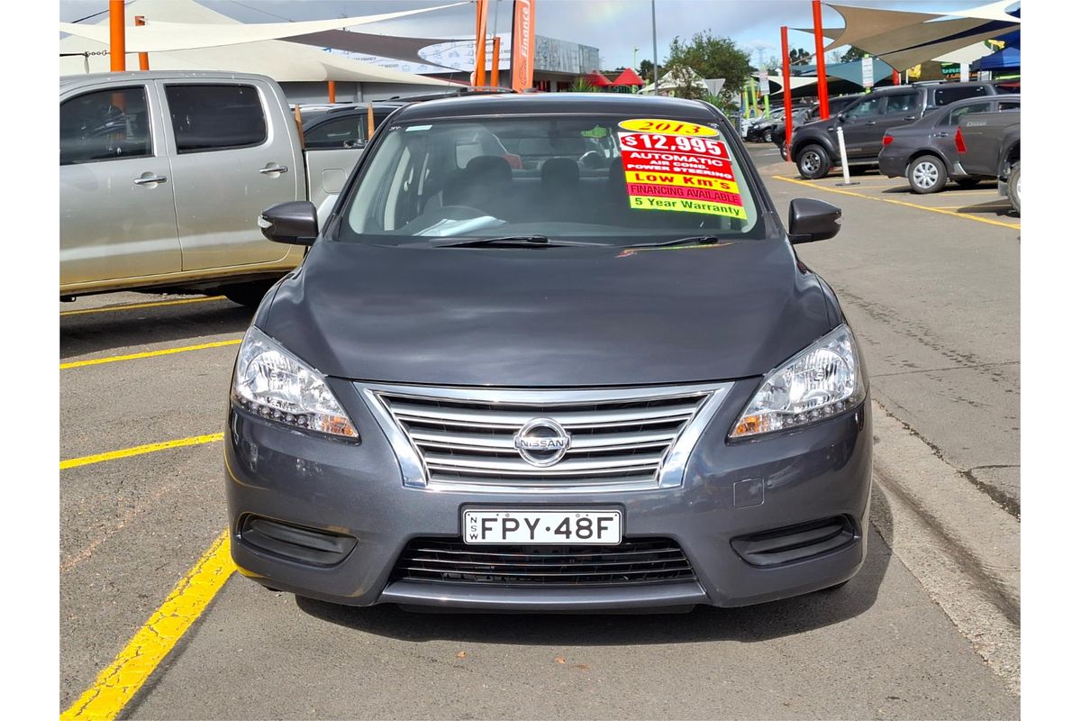 2013 Nissan Pulsar ST B17