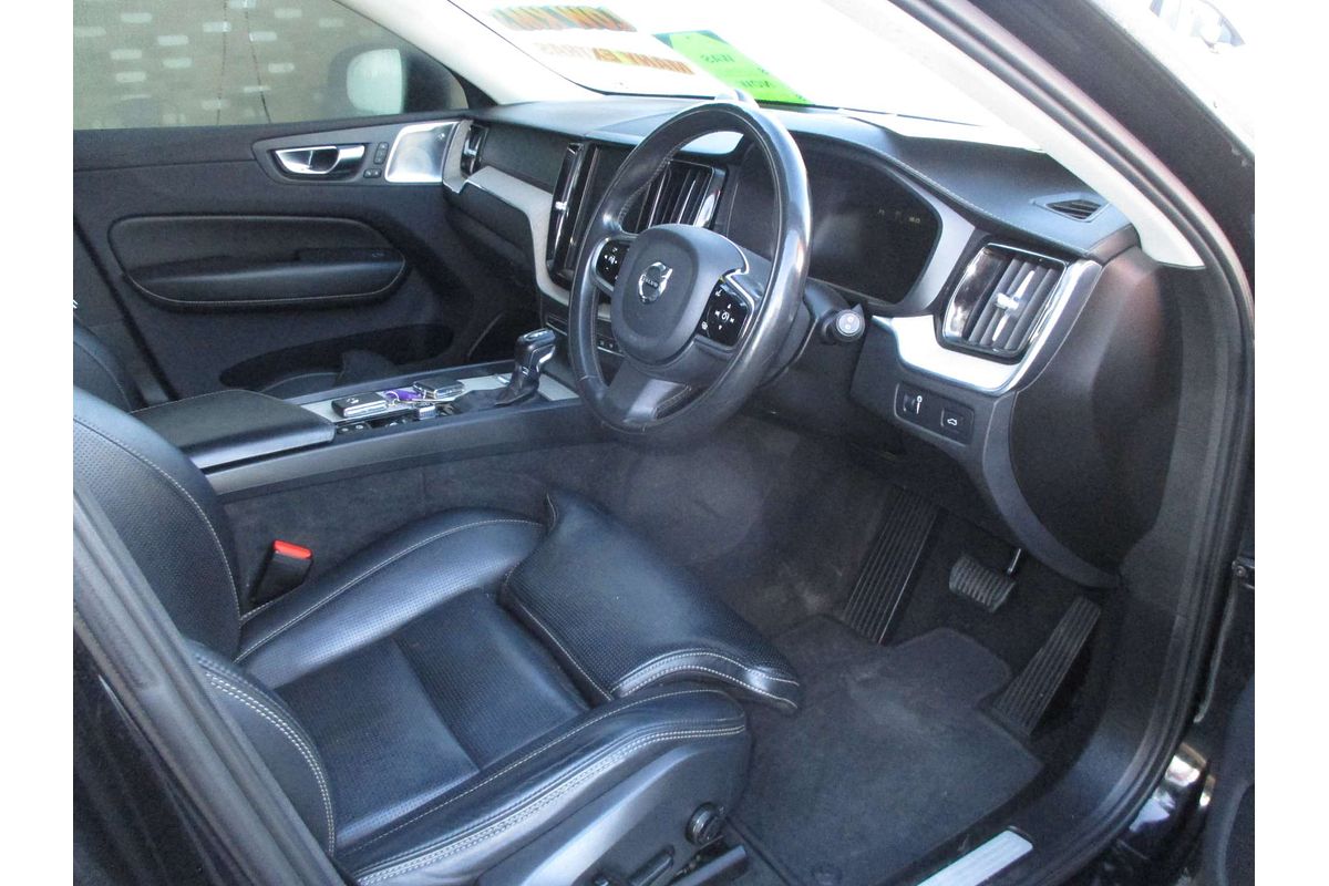 2020 Volvo XC60 D4 Inscription