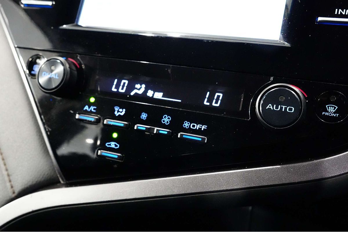 2019 Toyota Camry Ascent AXVH71R