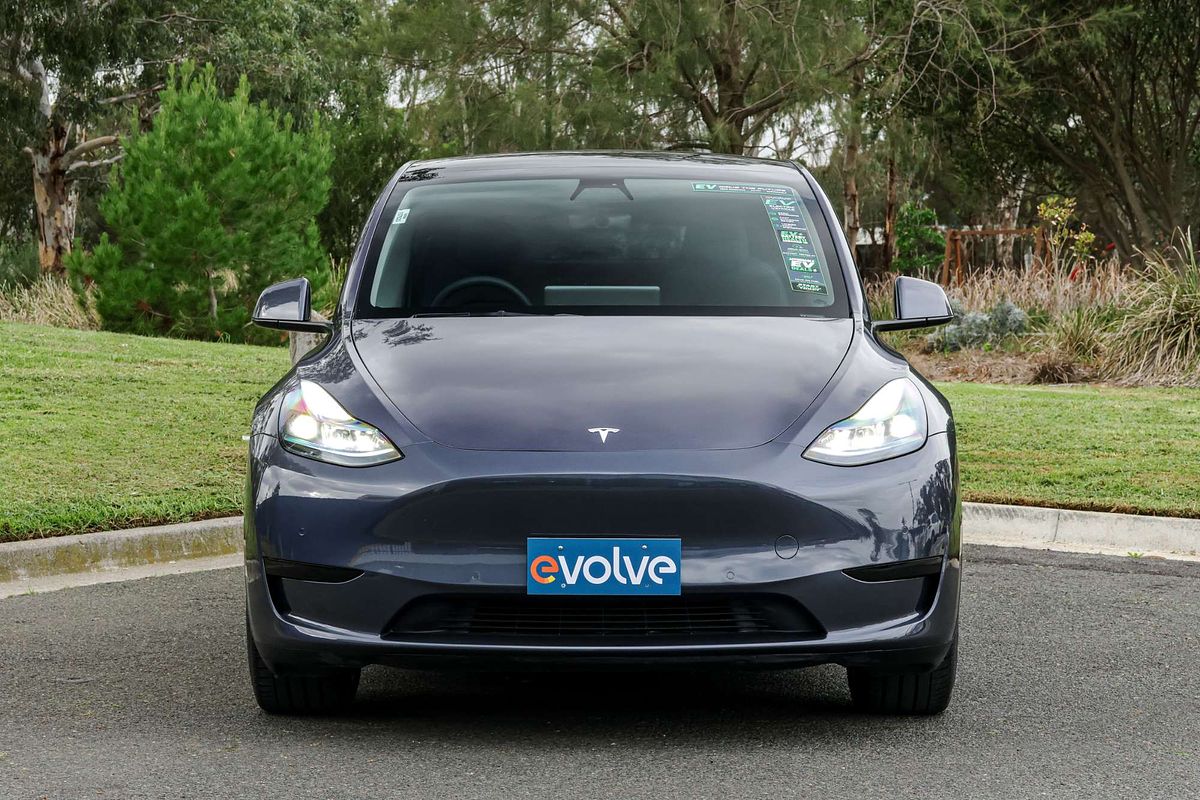 2023 Tesla Model Y Rear-Wheel Drive