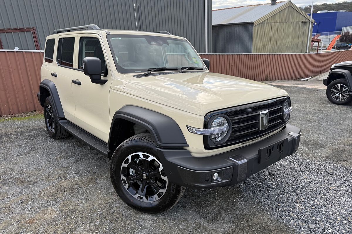 2026 GWM Tank 300 Ultra Hi4-T PHEV P01