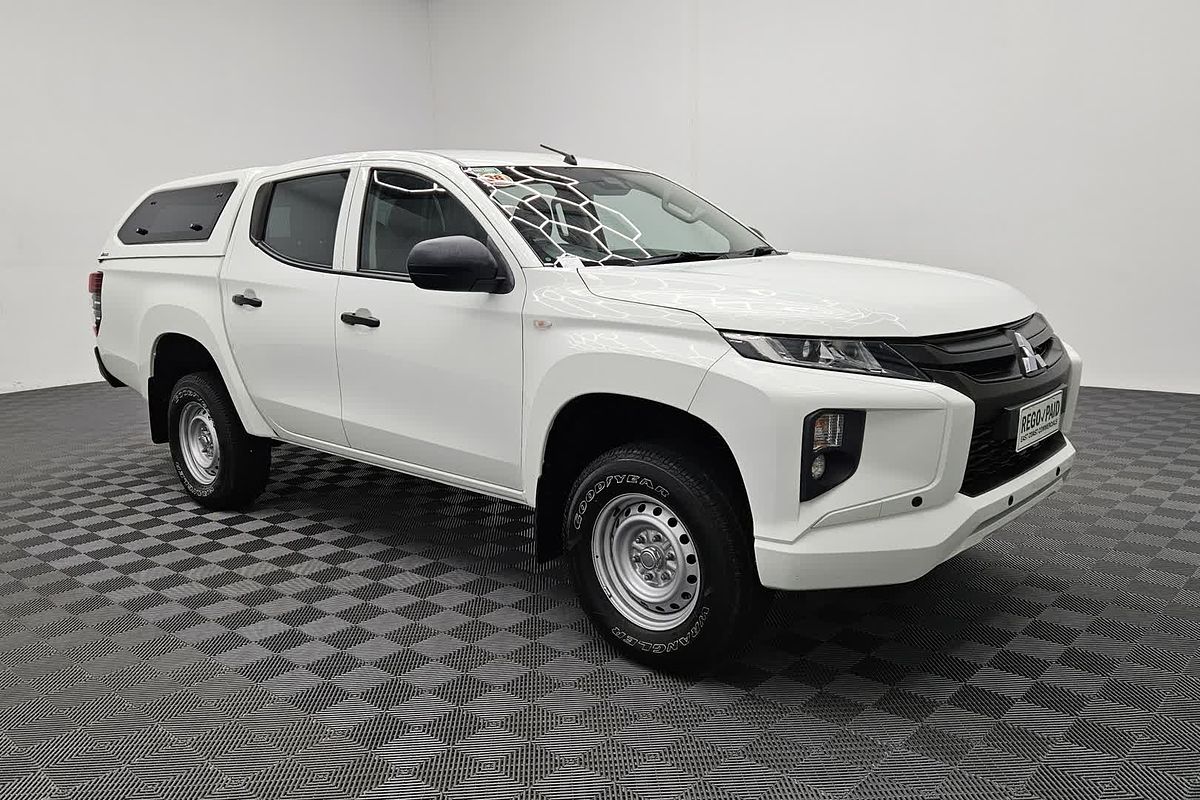 2020 Mitsubishi Triton GLX ADAS MR 4X4