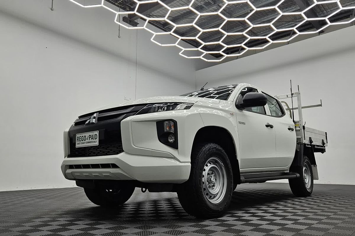 2022 Mitsubishi Triton GLX MR 4X4