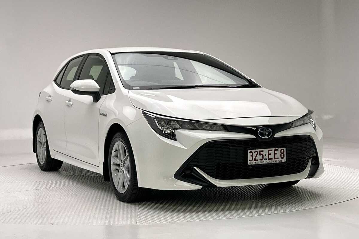 SOLD 2022 Toyota Corolla Ascent Sport E-CVT Hybrid in White | Used ...