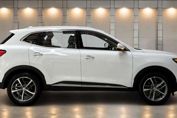 2023 MG HS Excite SAS23