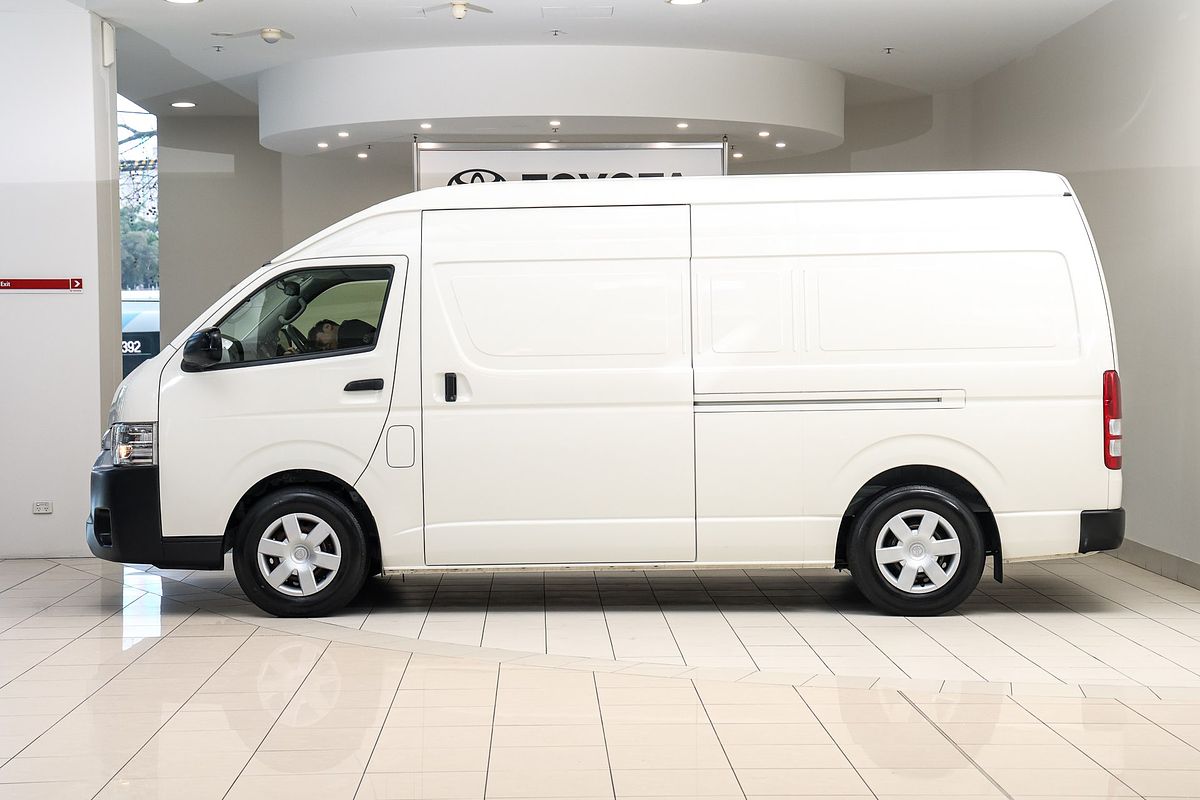2018 Toyota Hiace KDH221R ELWB High Roof