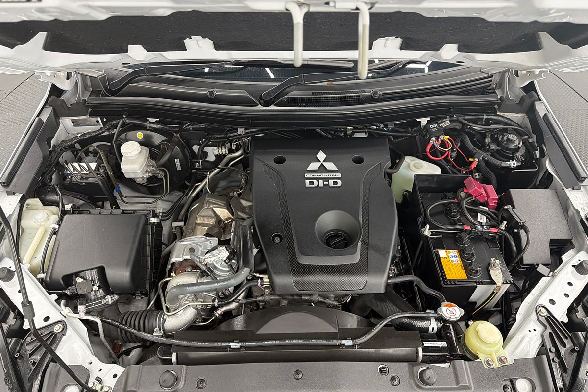 2022 Mitsubishi Triton GSR MR 4X4