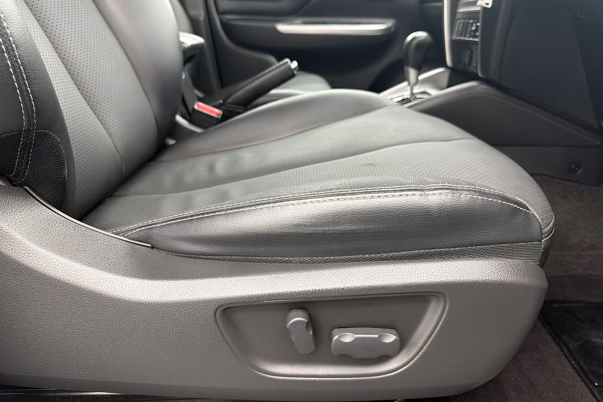 2022 Mitsubishi Triton GSR MR 4X4