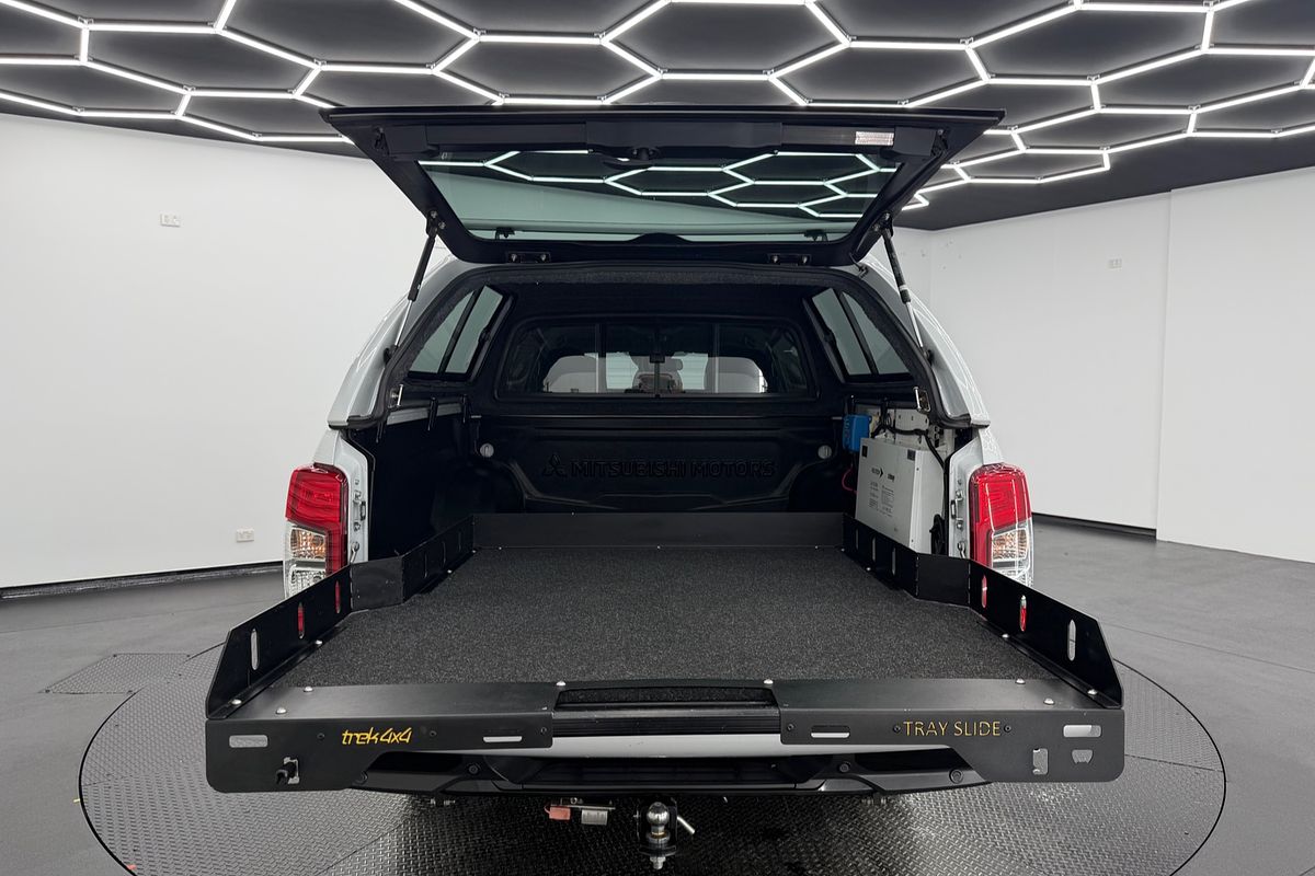 2022 Mitsubishi Triton GSR MR 4X4