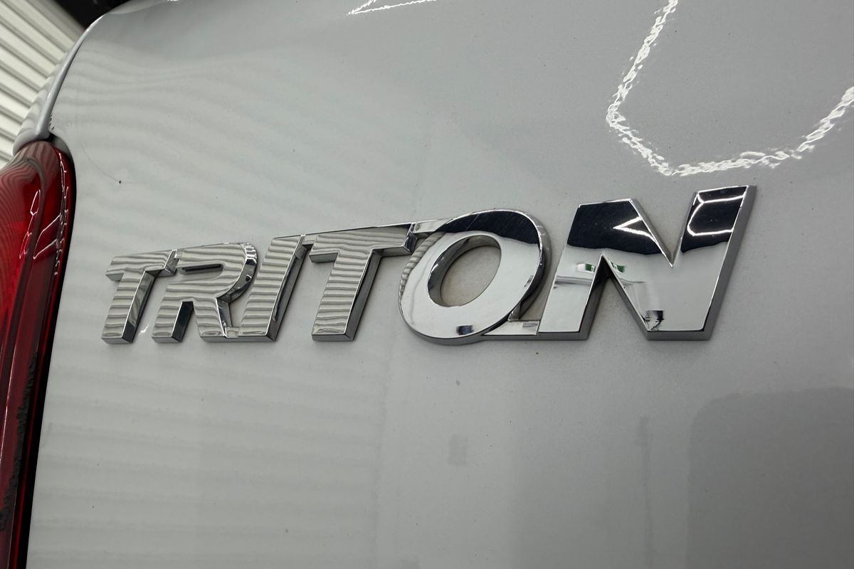 2022 Mitsubishi Triton GSR MR 4X4