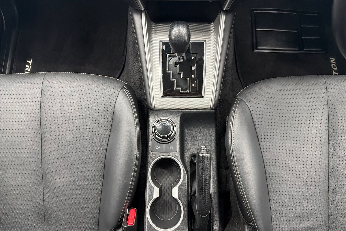 2022 Mitsubishi Triton GSR MR 4X4