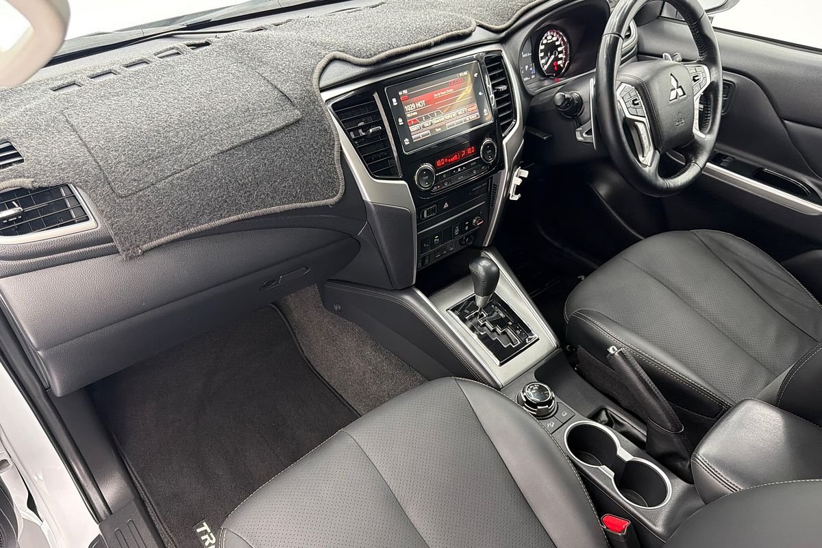 2022 Mitsubishi Triton GSR MR 4X4
