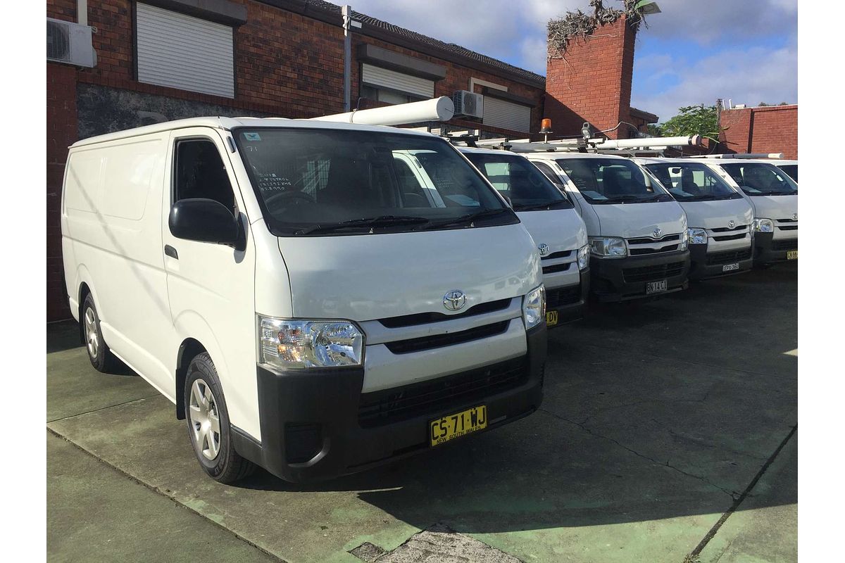 2018 Toyota Hiace LWB TRH201R MY16 LWB