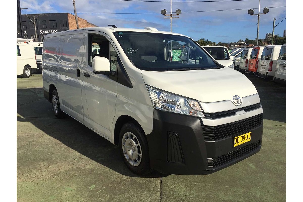 2022 Toyota Hiace LWB GDH300R