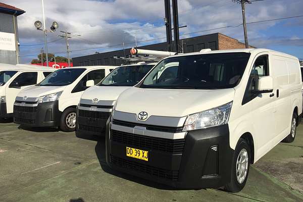 2022 Toyota Hiace LWB GDH300R