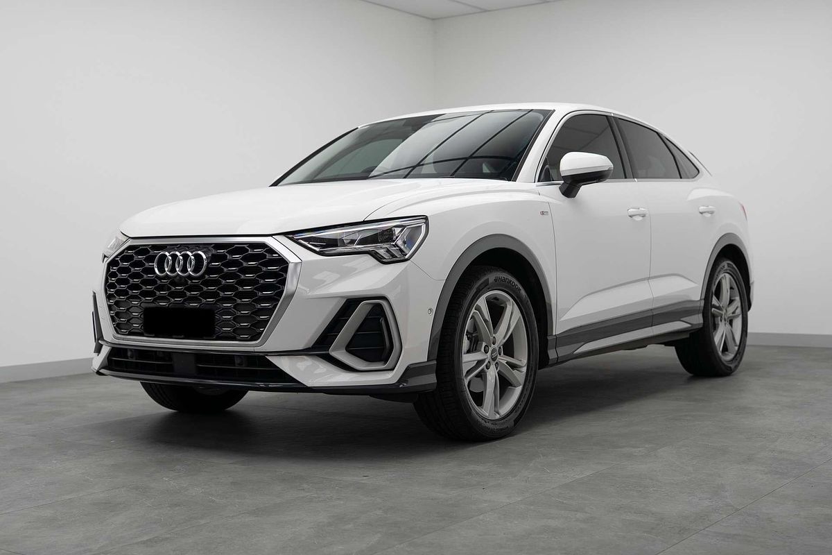 2022 Audi Q3 35 TFSI S line F3